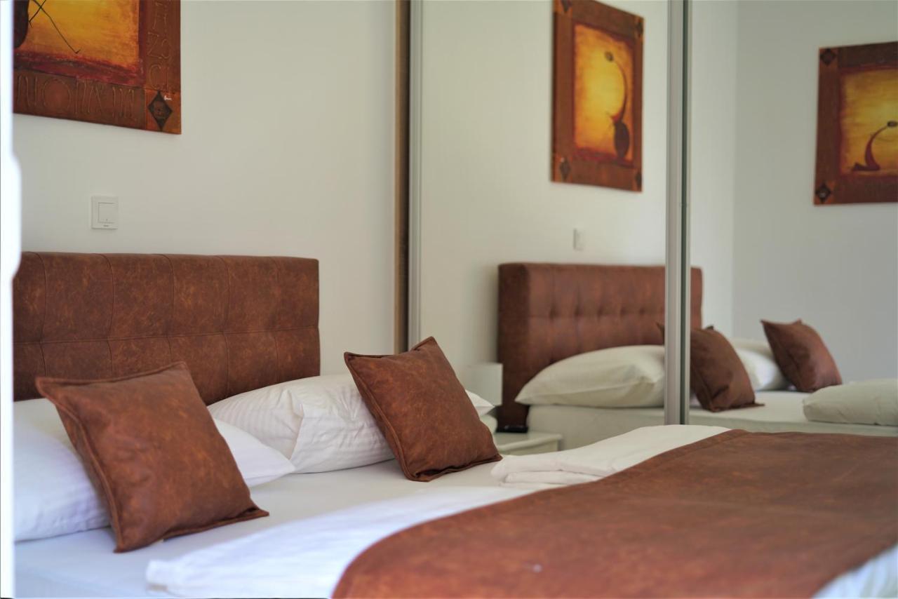Villa M - Your Business & Holiday Apartment In 希贝尼克 外观 照片
