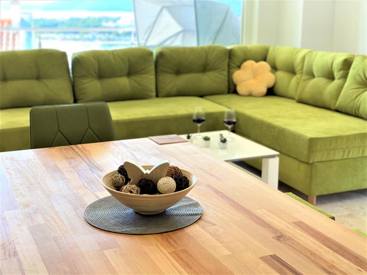 Villa M - Your Business & Holiday Apartment In 希贝尼克 外观 照片