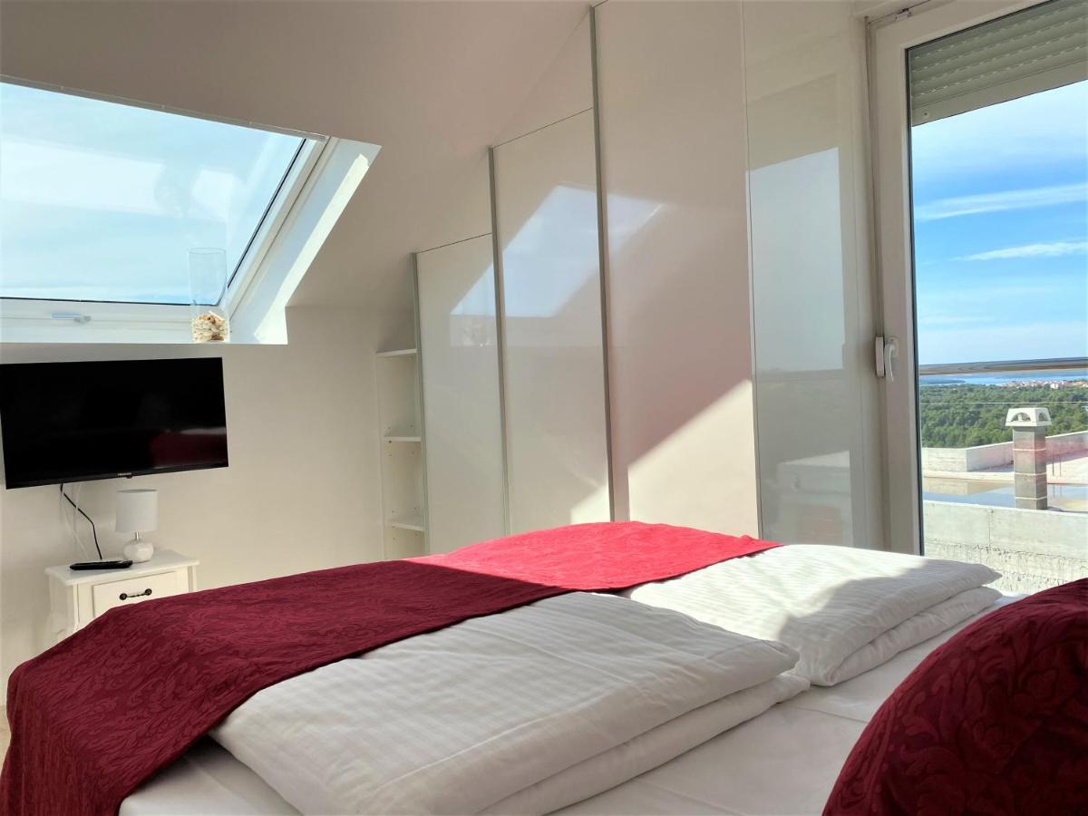 Villa M - Your Business & Holiday Apartment In 希贝尼克 外观 照片