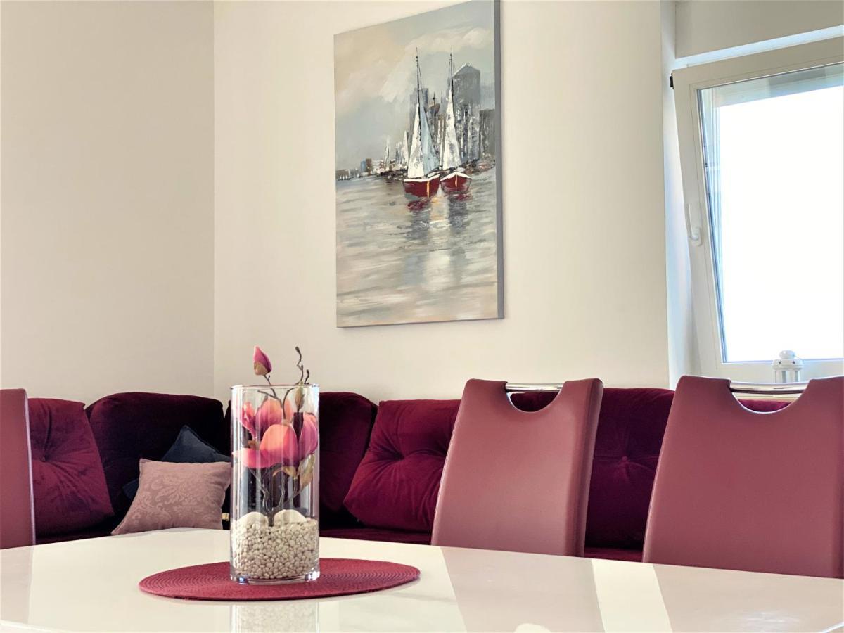 Villa M - Your Business & Holiday Apartment In 希贝尼克 外观 照片