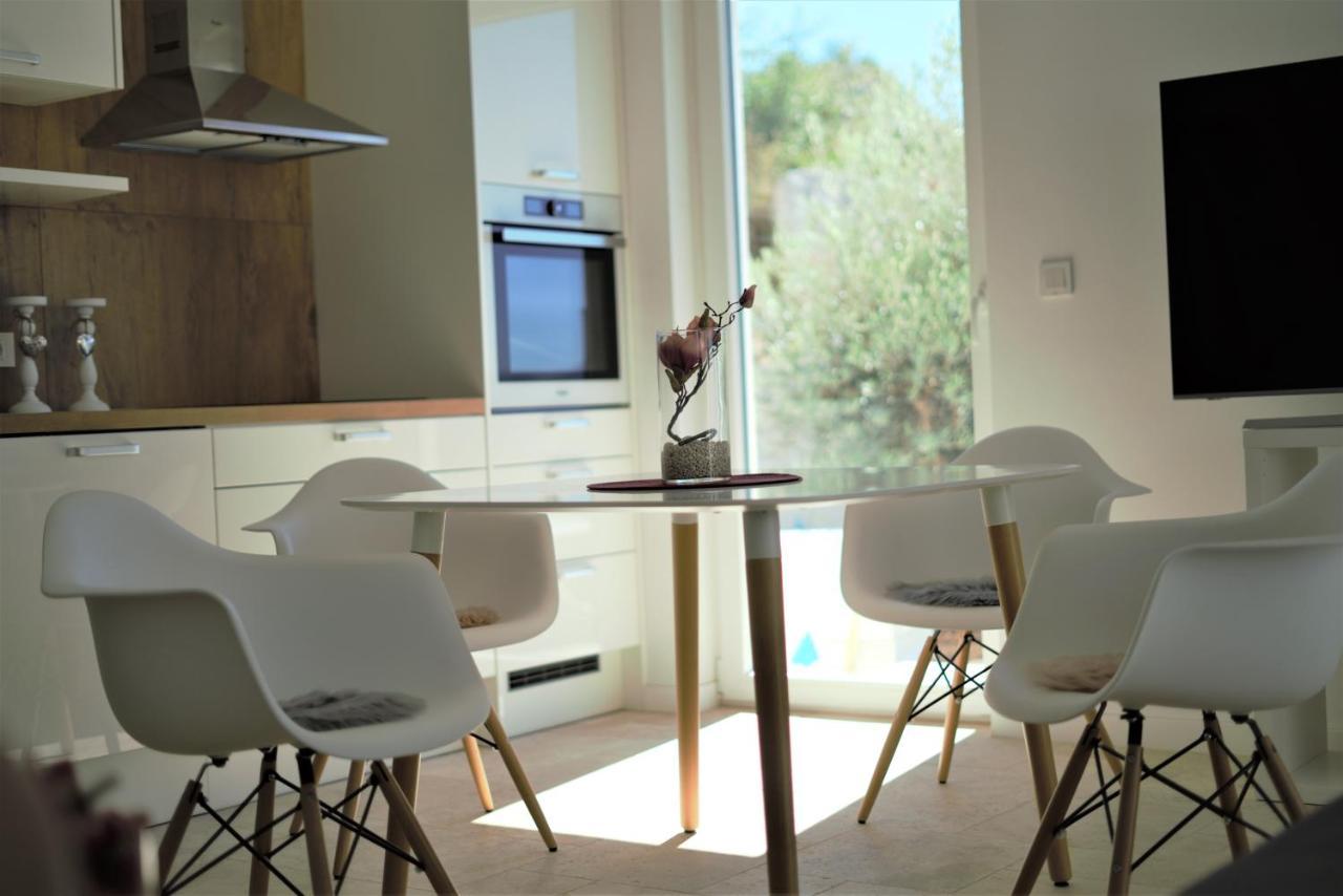 Villa M - Your Business & Holiday Apartment In 希贝尼克 外观 照片