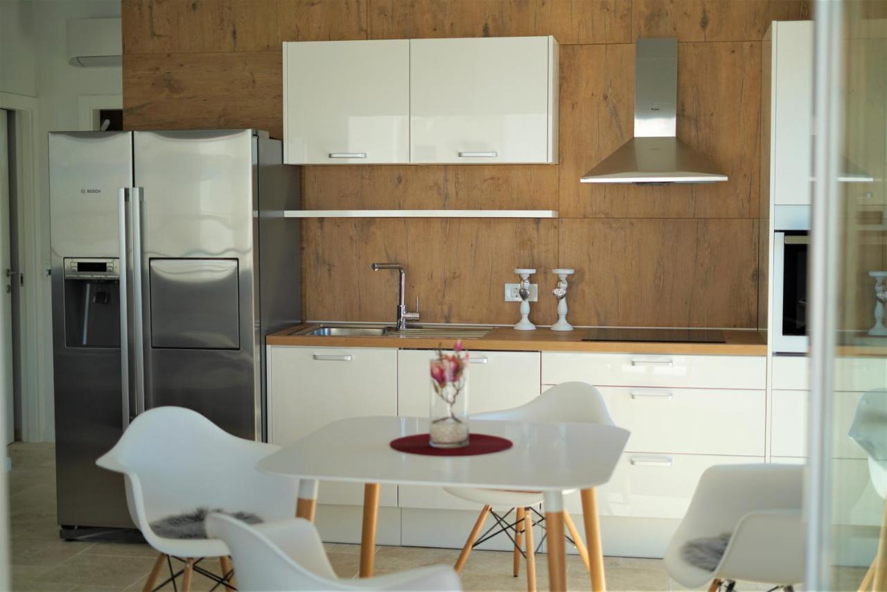 Villa M - Your Business & Holiday Apartment In 希贝尼克 外观 照片